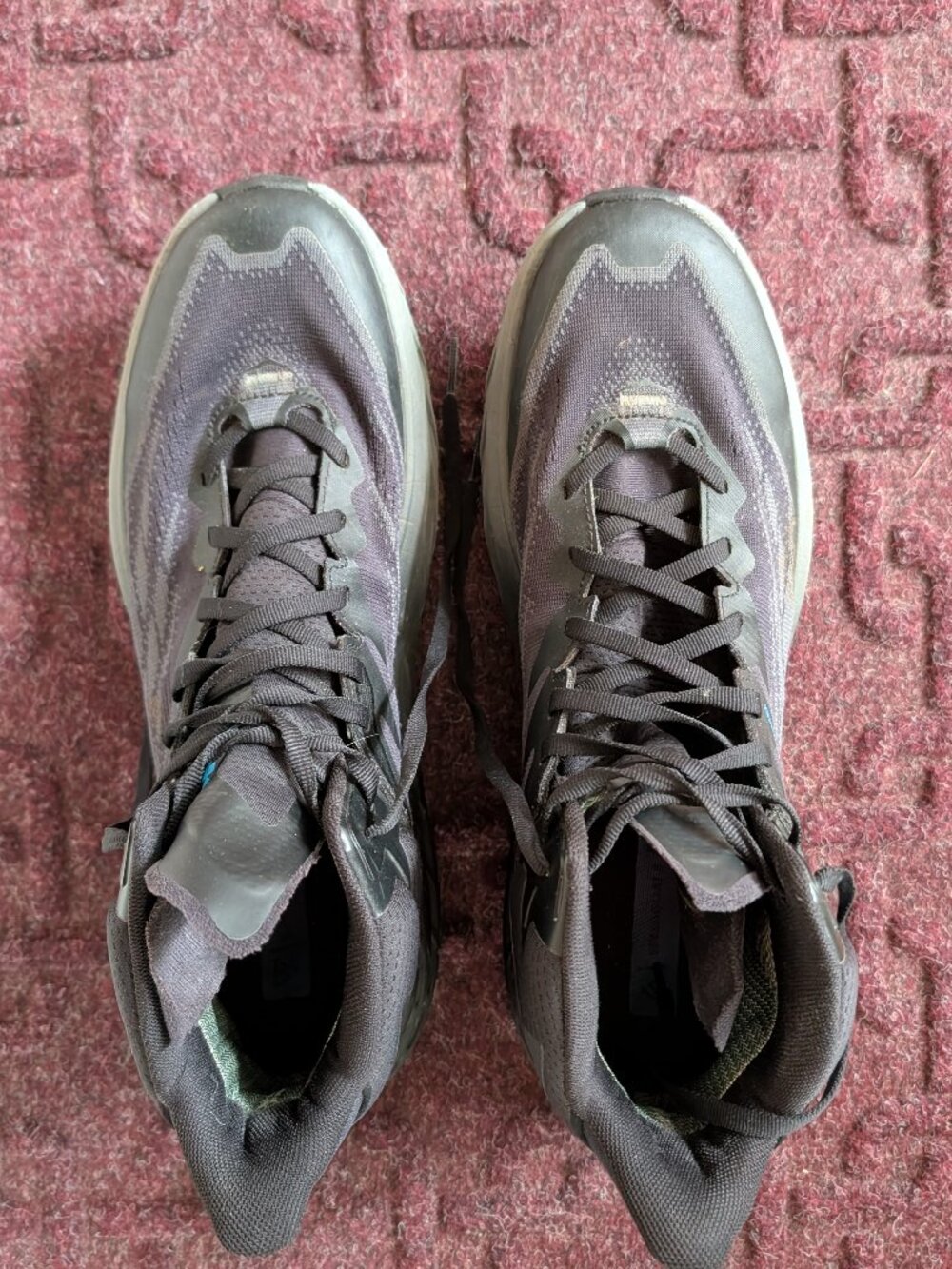 Hoka Men's Speedgoat 5 Mid GTX Hiking Boots | Size 11 - Picture 2 of 5